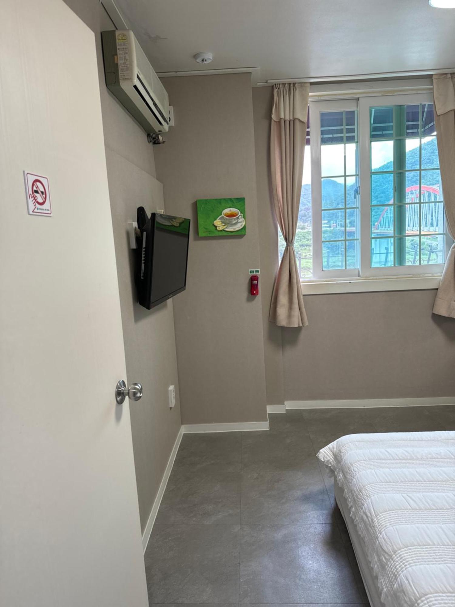 Danyang Rio 127 Guesthouse Kültér fotó